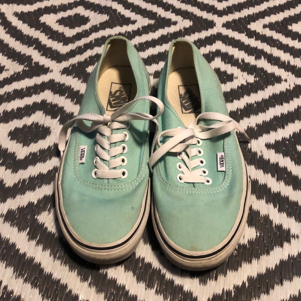 Women’s sz 8.5 mint green vans.
